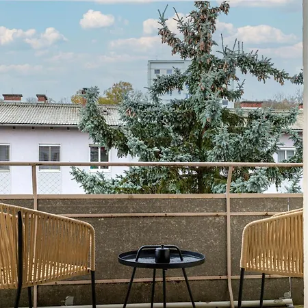 Modernes In Mit Netflix & Balkon Διαμέρισμα Λιντς