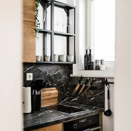 Modernes In Mit Netflix & Balkon Daire