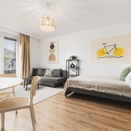 Apartamento Modernes In Mit Netflix & Balkon